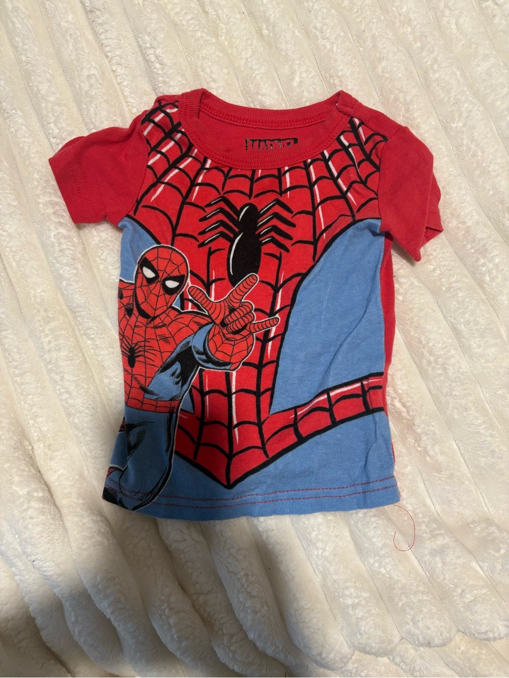 Marvel Spider-Man Red & Blue Infant One-Piece Outfit - Picture 2 of 3